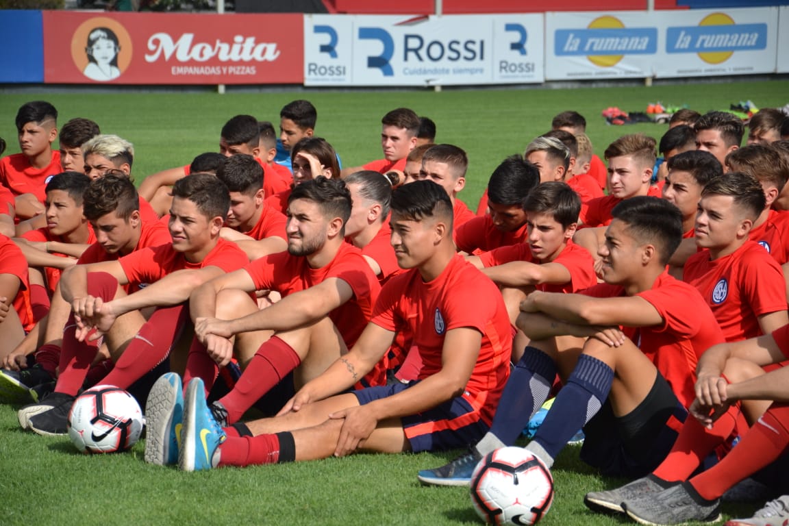 Podrían volver a entrenar los juveniles de San Lorenzo | San Lorenzo de  América
